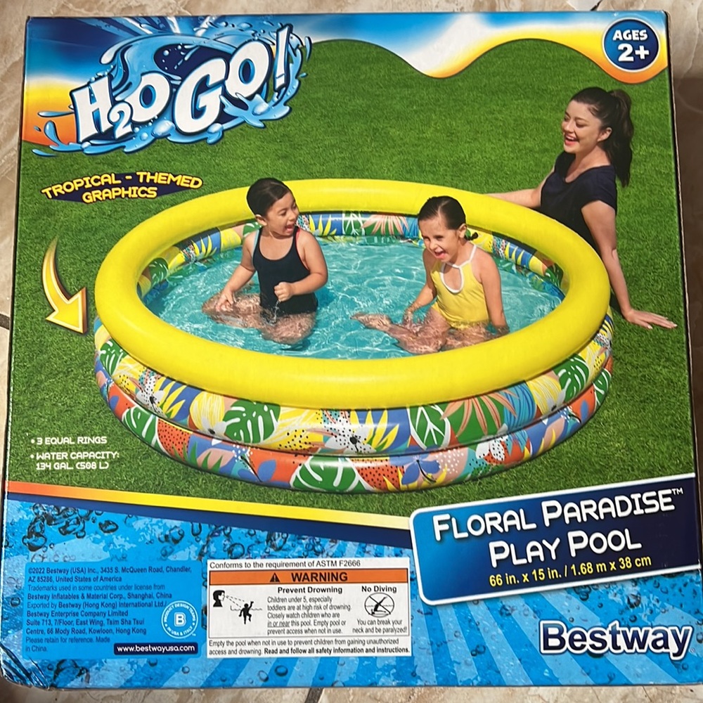 POOL - Picture 2 of 2